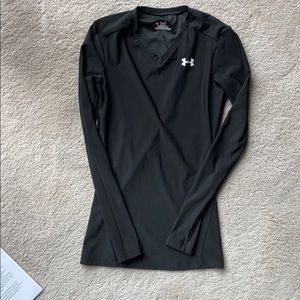 Under Armour black long sleeve heatgear shirt.